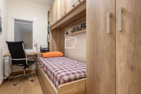 Huoneisto myytävänä Barcelona, Espanja, 3 makuuhuonetta, 83 m2 No. 150939 - kuva 29