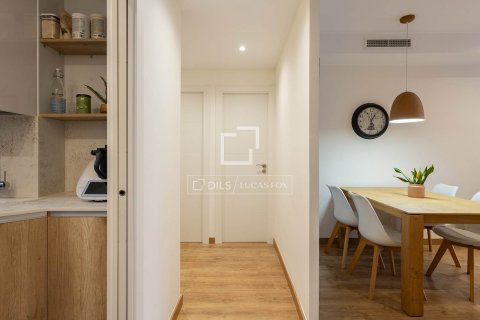 Huoneisto myytävänä Barcelona, Espanja, 3 makuuhuonetta, 83 m2 No. 150939 - kuva 20
