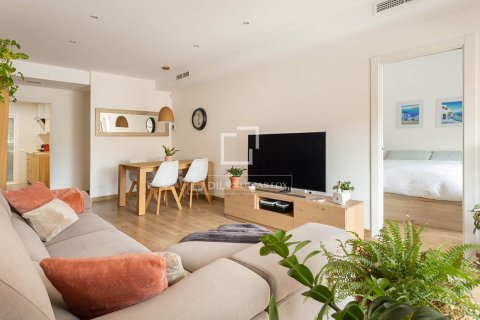 Huoneisto myytävänä Barcelona, Espanja, 3 makuuhuonetta, 83 m2 No. 150939 - kuva 7