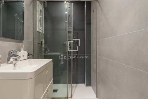 Huoneisto myytävänä Barcelona, Espanja, 3 makuuhuonetta, 83 m2 No. 150939 - kuva 26