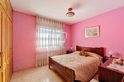 Willa w Vilanova i la Geltru, Barcelona, Hiszpania 5 sypialni, 147 mkw. nr 150940 – zdjęcie 27