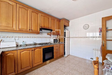 Willa w Vilanova i la Geltru, Barcelona, Hiszpania 5 sypialni, 147 mkw. nr 150940 – zdjęcie 19