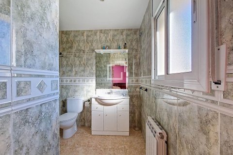 Willa w Vilanova i la Geltru, Barcelona, Hiszpania 5 sypialni, 147 mkw. nr 150940 – zdjęcie 30