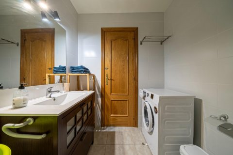 Dzīvoklis īrēšanai Alicante, Spānijā 2 istabas, 85 m2 Nr. 109197 - attēls 27