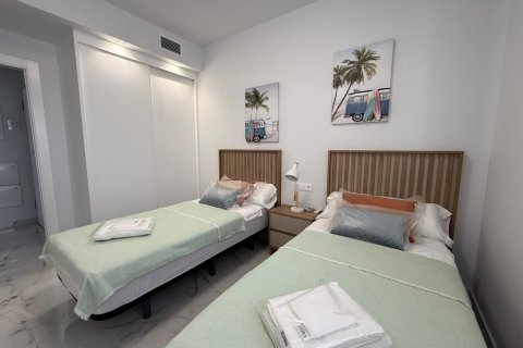 Apartment for sale in Torrevieja, Alicante, Spain 2 bedrooms, 76 sq.m. No. 140076 - photo 14