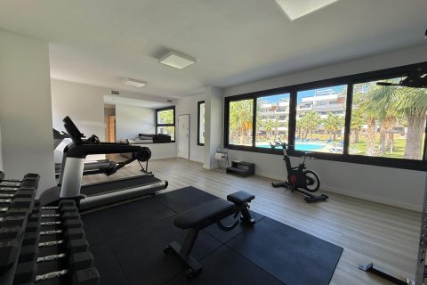 Apartment for sale in Torrevieja, Alicante, Spain 2 bedrooms, 76 sq.m. No. 140076 - photo 23