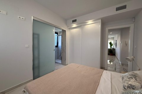 Apartment for sale in Torrevieja, Alicante, Spain 2 bedrooms, 76 sq.m. No. 140076 - photo 13