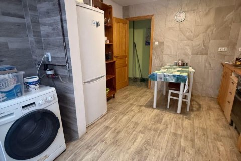 Apartment for sale in Alicante, Spain 3 bedrooms, 95 sq.m. No. 140072 - photo 6