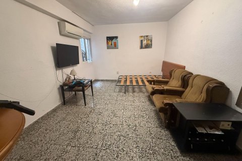 Apartment for sale in Alicante, Spain 3 bedrooms, 95 sq.m. No. 140072 - photo 28