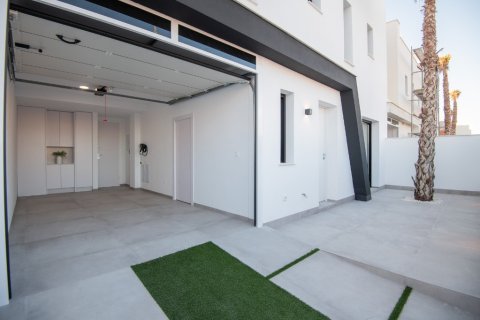 Townhouse zum Verkauf in Alicante, Spanien 3 Schlafzimmer, 220 m2 Nr. 145877 - Foto 30