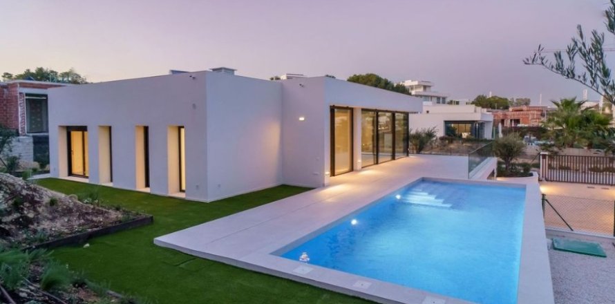 Huvila Pinar De Campoverde, Alicante, Espanja 3 makuuhuonetta, 806 m2 No. 145873