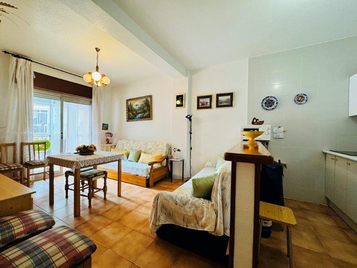 Dzīvoklis Torrevieja, Alicante, Spānijā 1 istaba, 56 m2 Nr. 183861