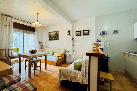 Apartment for sale in Torrevieja, Alicante, Spain 1 bedroom, 56 sq.m. No. 183861 - photo 11