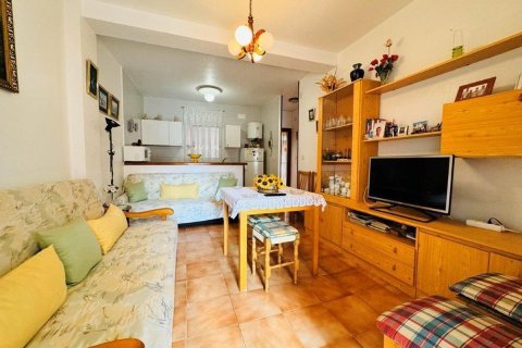 Apartment for sale in Torrevieja, Alicante, Spain 1 bedroom, 56 sq.m. No. 183861 - photo 10