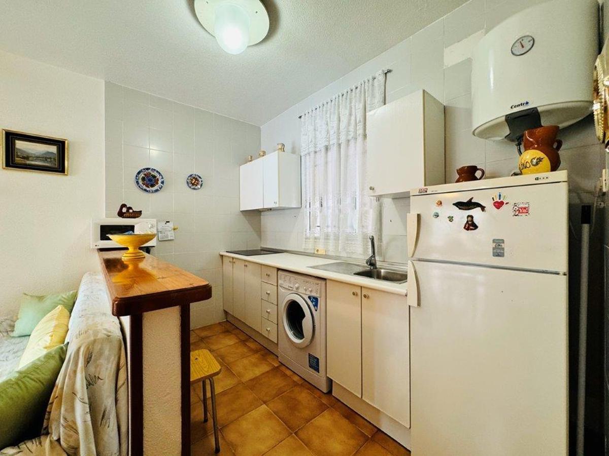 Dzīvoklis Torrevieja, Alicante, Spānijā 1 istaba, 56 m2 Nr. 183861