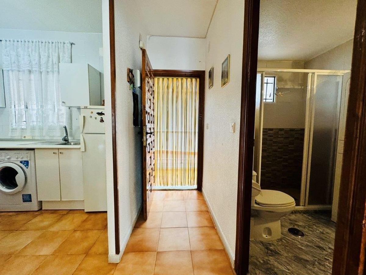 Dzīvoklis Torrevieja, Alicante, Spānijā 1 istaba, 56 m2 Nr. 183861