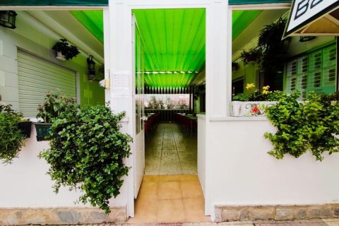 Liikekiinteistö La Marina, Alicante, Espanja 100 m2 No. 183859