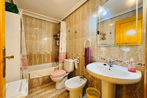 Apartment for sale in La Mata, Alicante, Spain 2 bedrooms, 60 sq.m. No. 183860 - photo 17