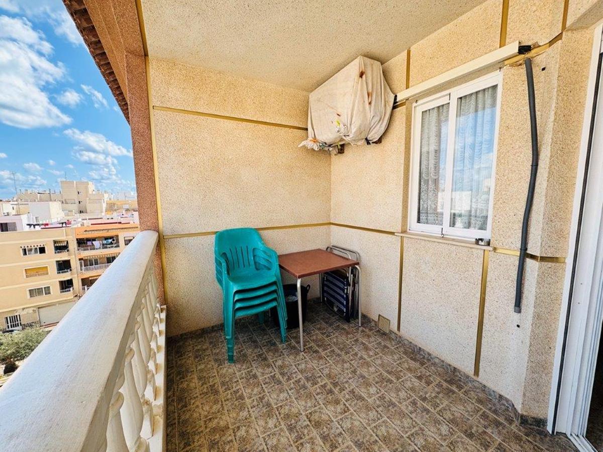 Apartamento en La Mata, Alicante, España 2 dormitorios, 60 m2 No. 183860