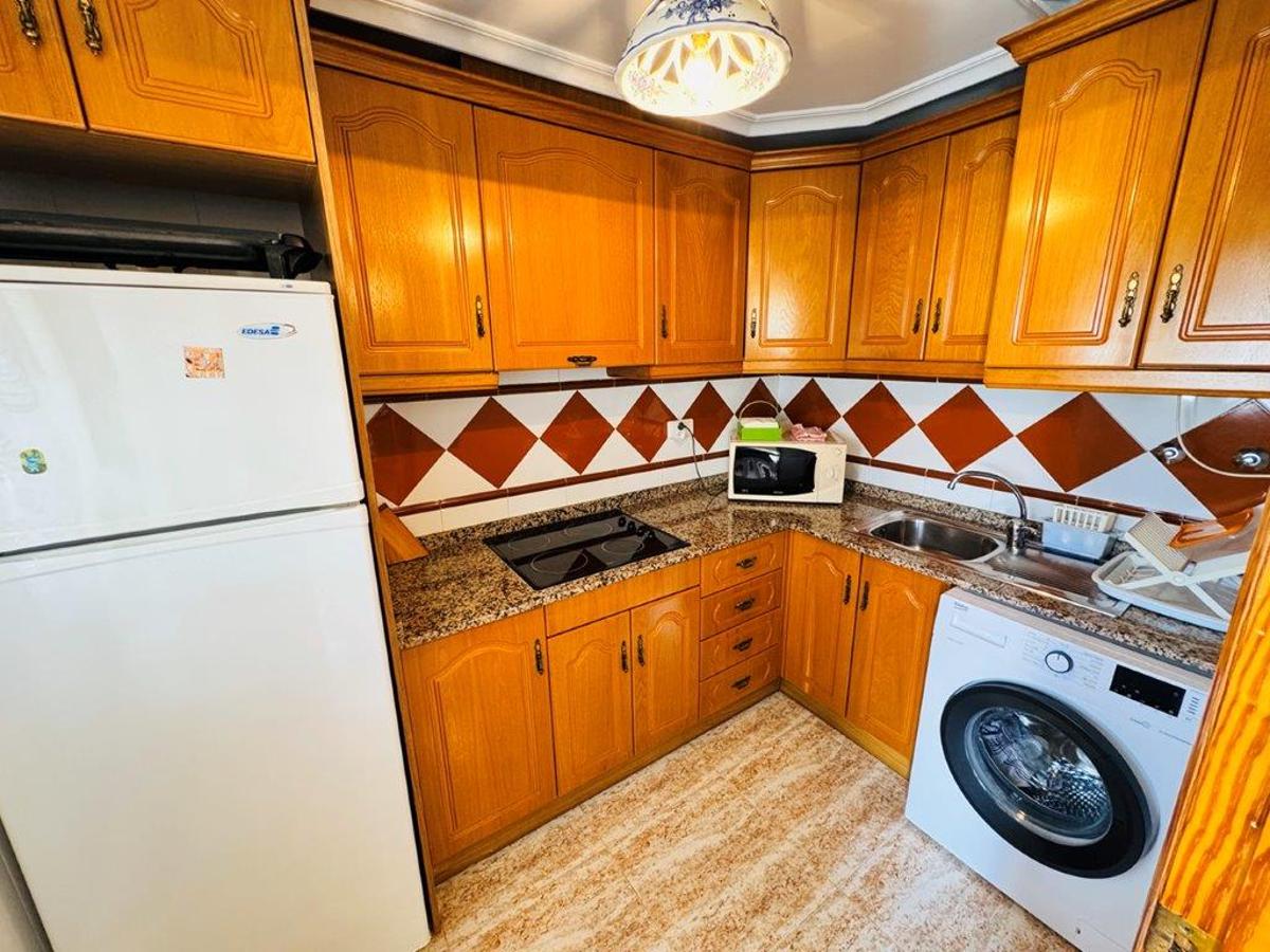 Apartamento en La Mata, Alicante, España 2 dormitorios, 60 m2 No. 183860