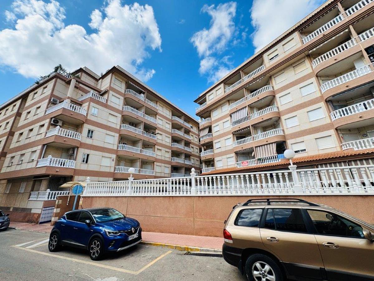 Apartamento en La Mata, Alicante, España 2 dormitorios, 60 m2 No. 183860