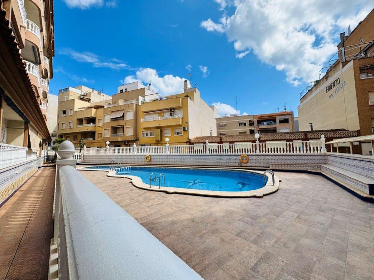 Apartamento en La Mata, Alicante, España 2 dormitorios, 60 m2 No. 183860