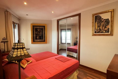 Apartment for sale Torrevieja, Alicante, Spain 3 bedrooms, 135 sq.m. No. 115437 - photo 15