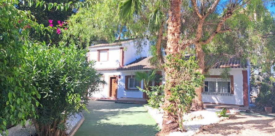 Финка Аликанте, Испания 5 спален, 235м2 №115434