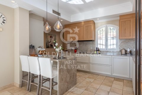 Huvila myytävänä Benahavis, Malaga, Espanja, 5 makuuhuonetta, 403 m2 No. 157522 - kuva 9
