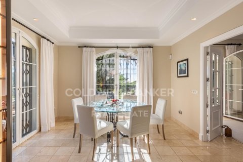 Huvila myytävänä Benahavis, Malaga, Espanja, 5 makuuhuonetta, 403 m2 No. 157522 - kuva 8