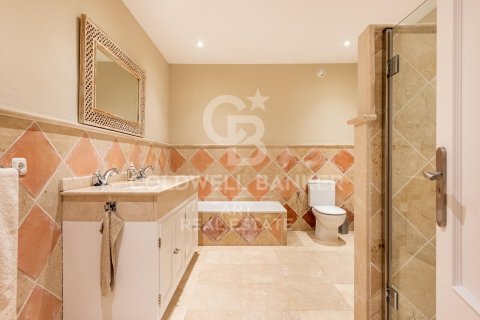 Huvila myytävänä Benahavis, Malaga, Espanja, 5 makuuhuonetta, 403 m2 No. 157522 - kuva 13