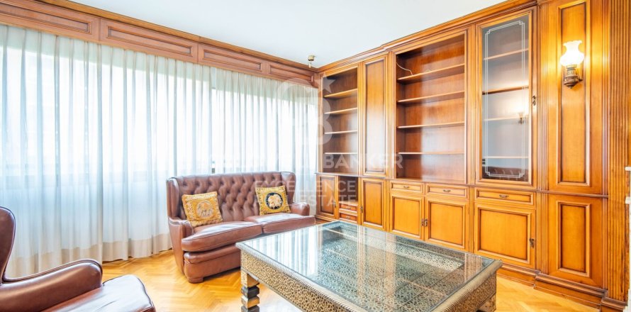 Apartamento en Valencia, València, España 5 dormitorios, 384 m2 No. 157525