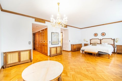 Huoneisto myytävänä Valencia, Espanja, 5 makuuhuonetta, 384 m2 No. 157525 - kuva 26