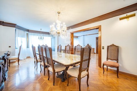 Huoneisto myytävänä Valencia, Espanja, 5 makuuhuonetta, 384 m2 No. 157525 - kuva 12