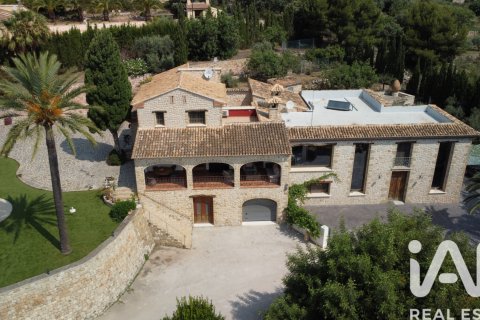 Casa in vendita a Benissa, Alicante, Spagna 6 camere da letto, 1075 mq. N° 172995 - foto 4