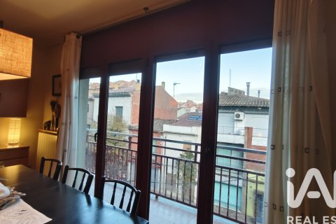 Apartament w Granollers, Barcelona, Hiszpania 4 sypialnie, 210 mkw. nr 173022 – zdjęcie 3