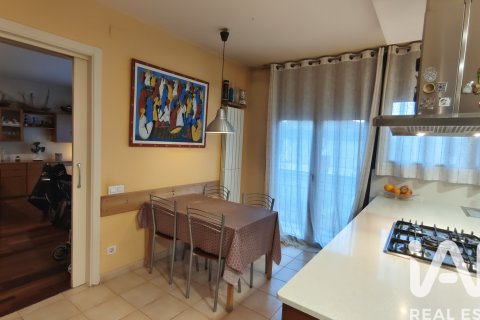 Apartament w Granollers, Barcelona, Hiszpania 4 sypialnie, 210 mkw. nr 173022 – zdjęcie 5