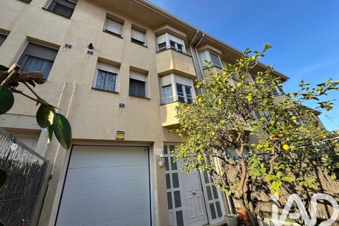 Māja pārdošanā Barbera Del Valles, Barcelona, Spānijā 4 istabas, 159 m2 Nr. 173025 - attēls 2