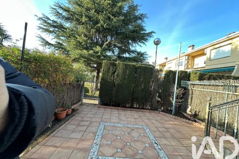 Māja pārdošanā Barbera Del Valles, Barcelona, Spānijā 4 istabas, 159 m2 Nr. 173025 - attēls 9