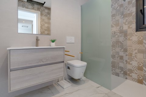Apartamento en venta Guardamar del Segura, Alicante, España 2 dormitorios, 73 m2 No. 110640 - foto 4