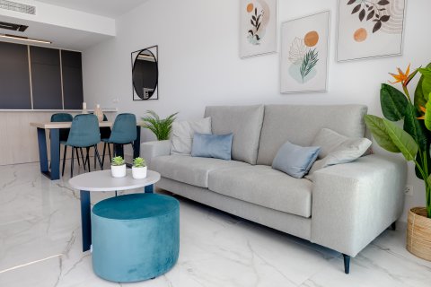 Apartamento en venta Guardamar del Segura, Alicante, España 2 dormitorios, 73 m2 No. 110640 - foto 9