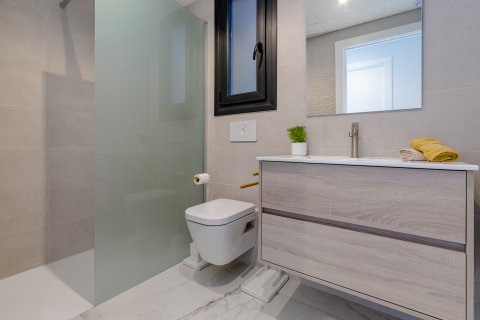 Apartamento en venta Guardamar del Segura, Alicante, España 2 dormitorios, 73 m2 No. 110640 - foto 3