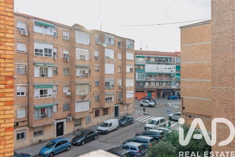 Apartamento en venta en Madrid, España 3 dormitorios, 65 m2 No. 173157 - foto 19