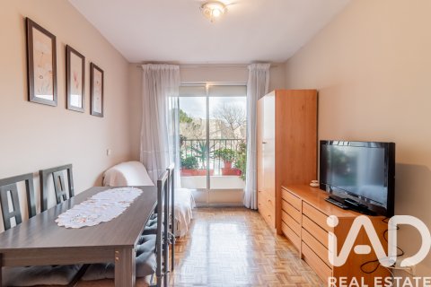Apartamento en venta en Madrid, España 3 dormitorios, 65 m2 No. 173157 - foto 11