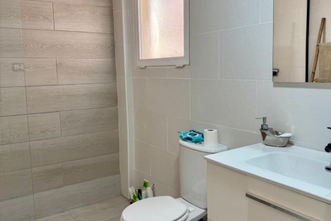 Casa adosada en venta en Alicante, España 2 dormitorios, 157 m2 No. 173156 - foto 19
