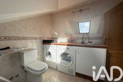 Radhus till salu i Valdefresno, Leon, Spanien 3 sovrum, 237 kvm. Nr. 173160 - foto 29