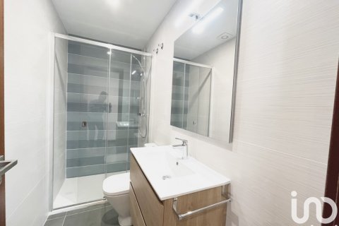 Продажа квартиры в Гранольерс, Барселона, Испания 3 спальни, 127м2 №153997 - фото 12