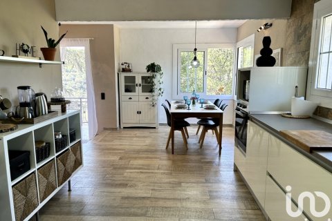 Hus till salu i Castellar Del Valles, Barcelona, Spanien 4 sovrum, 214 kvm. Nr. 154000 - foto 5