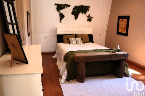 Hus till salu i Castellar Del Valles, Barcelona, Spanien 4 sovrum, 214 kvm. Nr. 154000 - foto 24