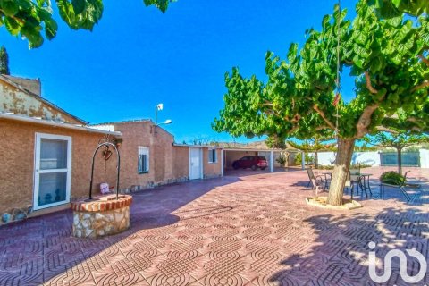 House à vendre à Alicante, Espagne, 4 chambres, 184 m2 No. 153999 - photo 4